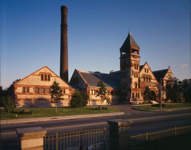 764px-Chestnut_Hill_Water_Works_high-service_pumping_station